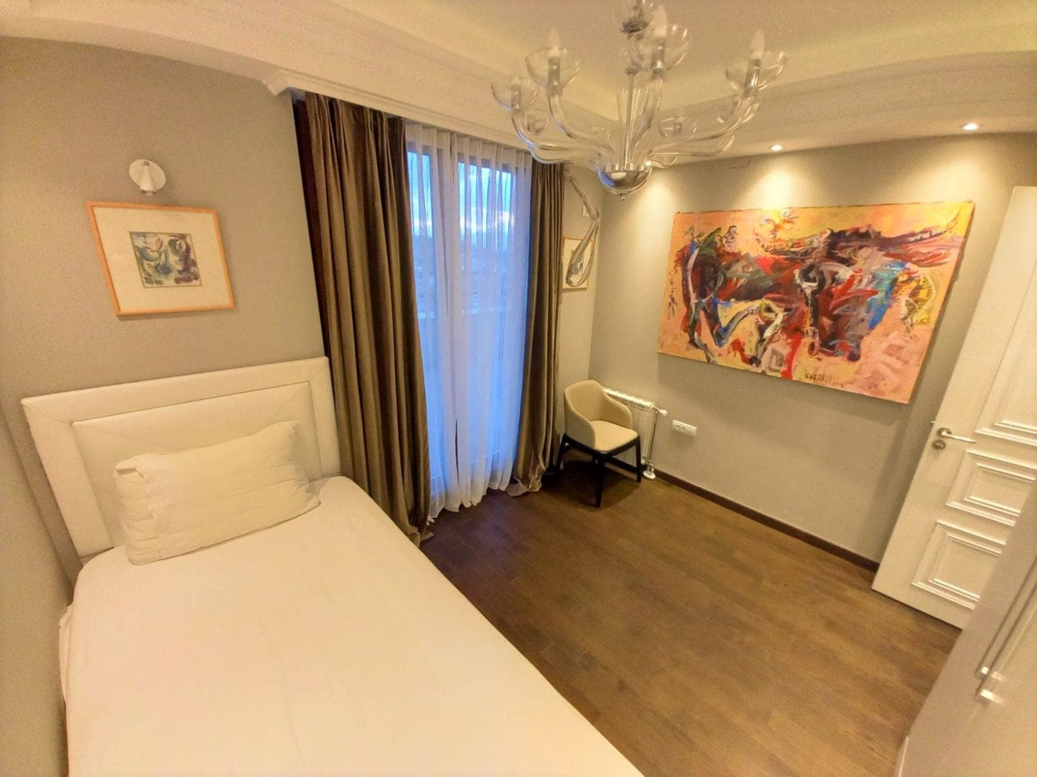 Луксузно опремен стан со прекрасен поглед на Водно - За Изнајмување - Кисела Вода - Слика 11