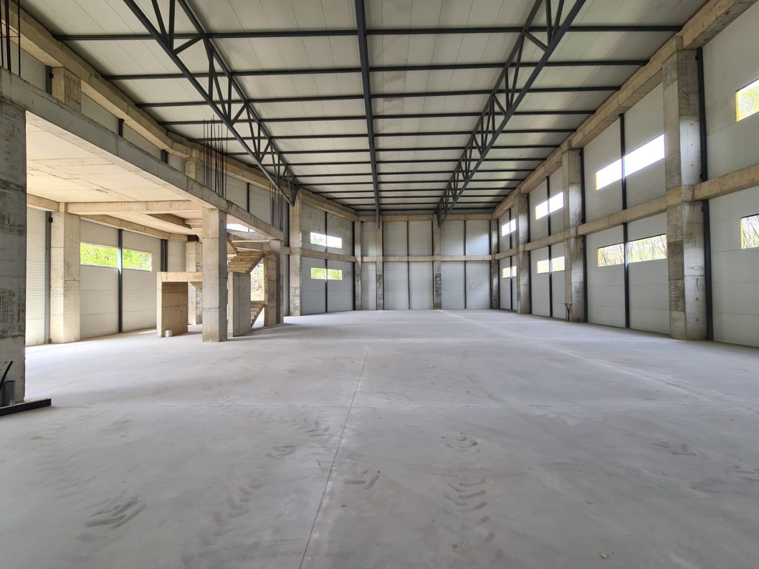 Warehouse on a great location in Avtokomanda - For Rent - Gazi Baba - Image 6