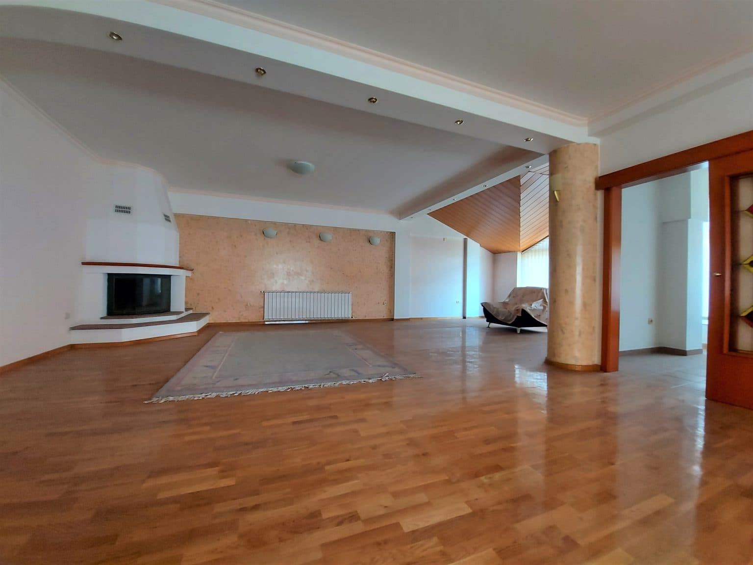 Се продава куќа на одлична локација - За Продажба - Кисела Вода - Слика 4