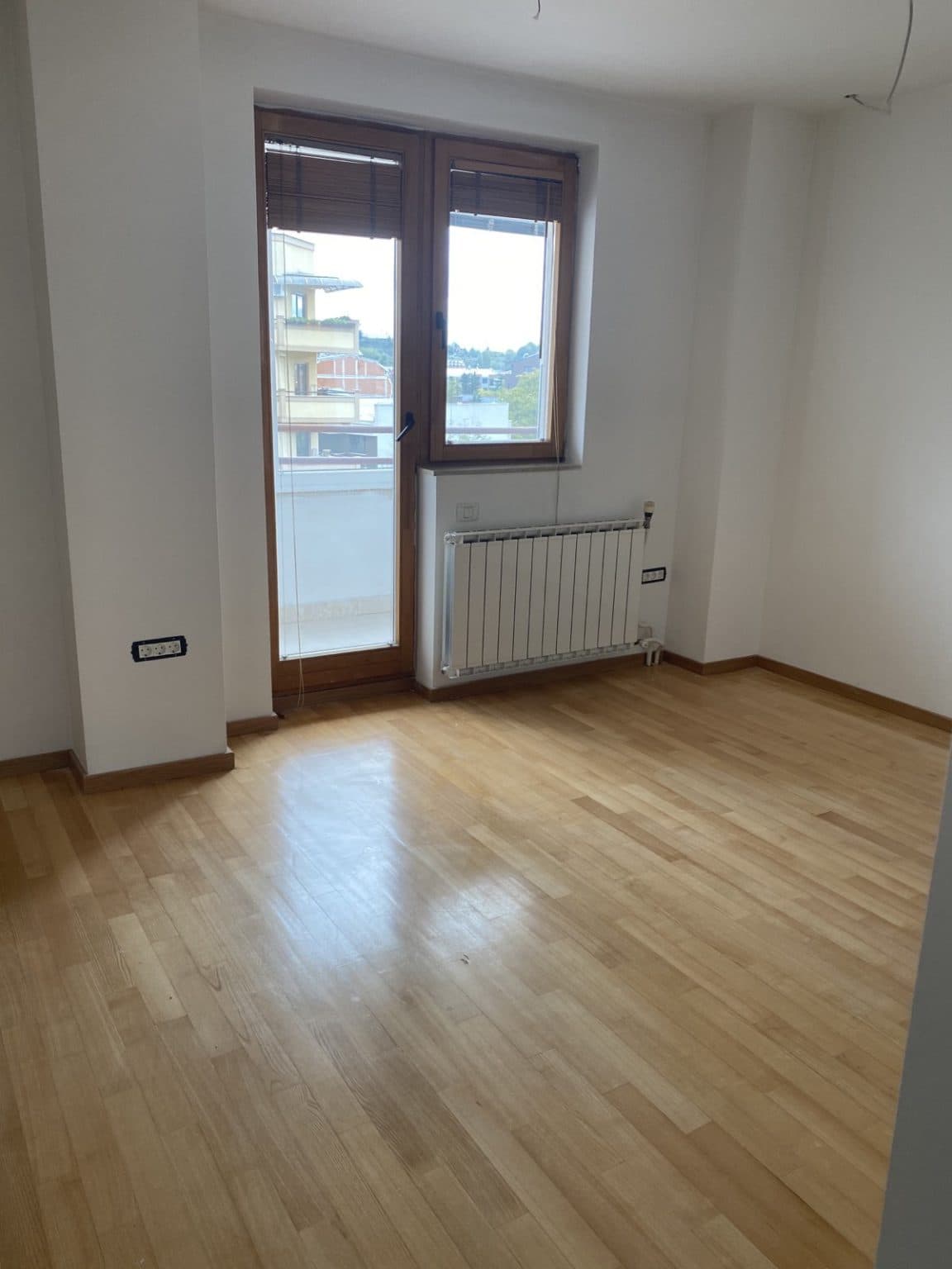 Apartment on a great location in Center - For Sale - Centar - Image 4