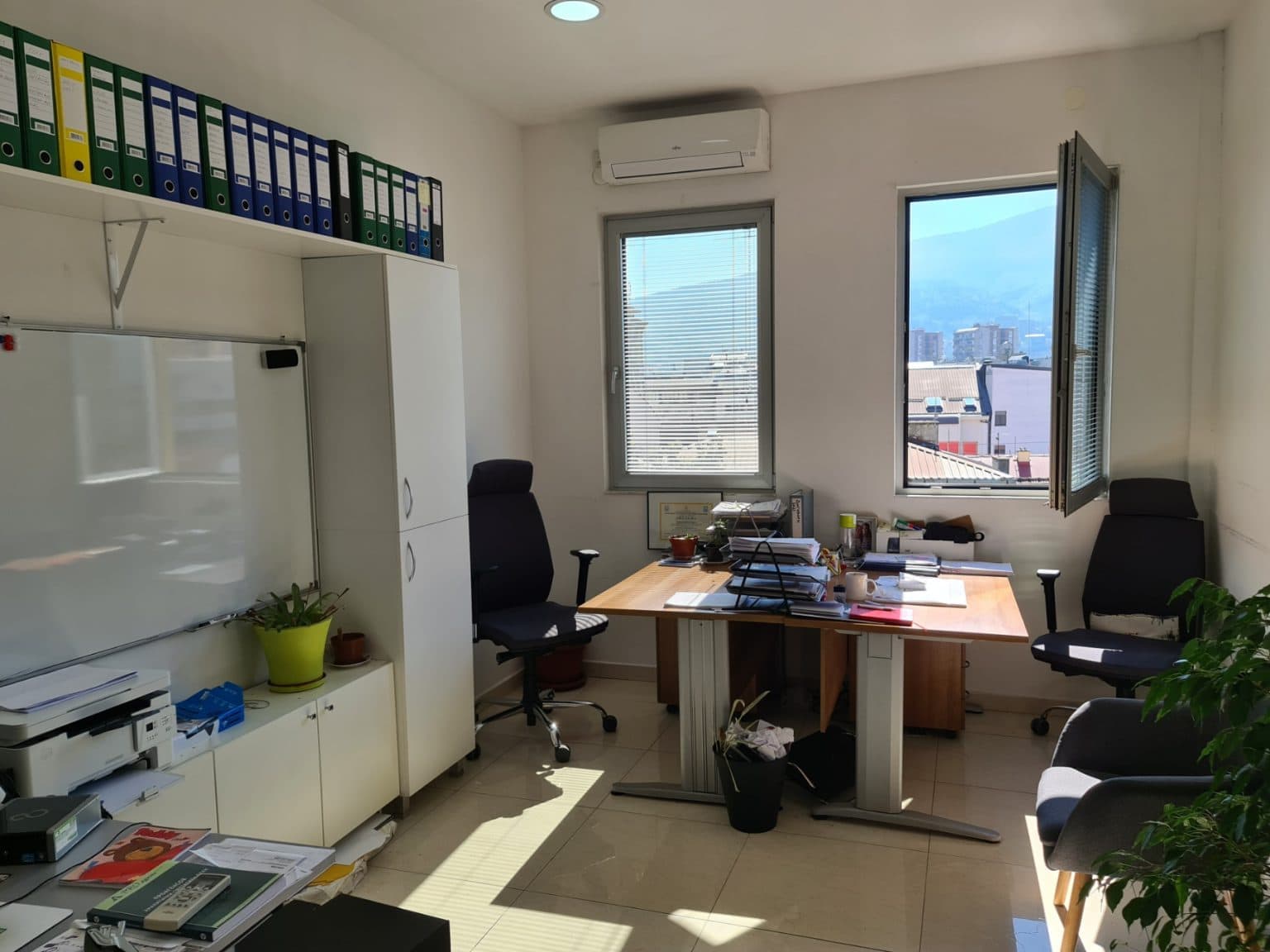 Office space for rent near the main square - For Rent - Centar - Image 1