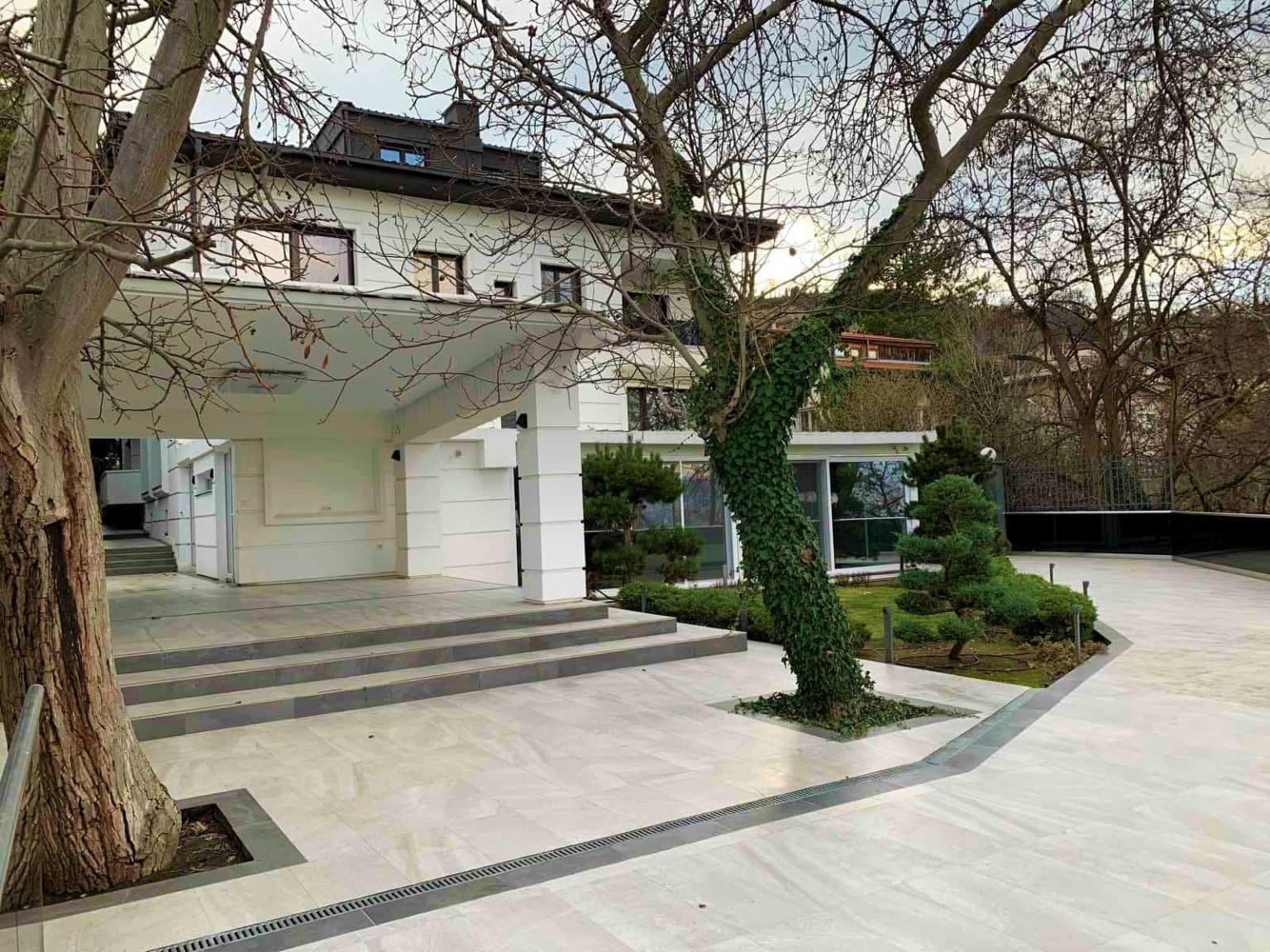 Modern villa in a quiet location - For Rent - Karposh