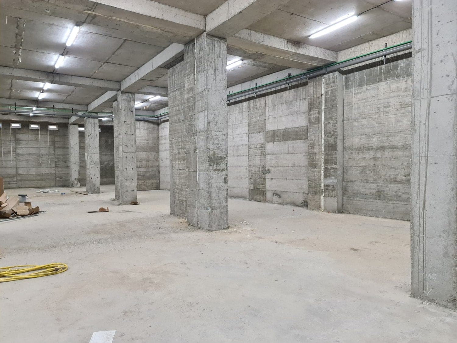 Деловна зграда 1000м2 на одлична локација - За Изнајмување - Карпош - Слика 17