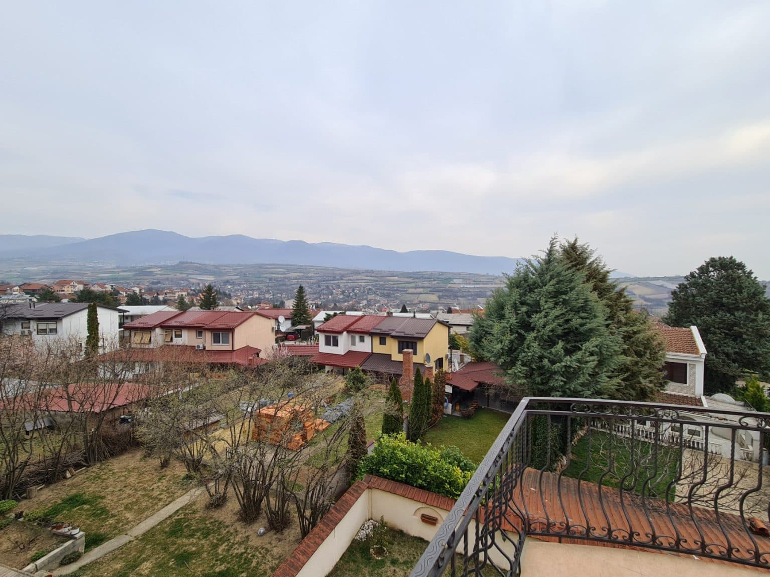 House with mountain view in Radishani - For Sale - Butel - Image 13