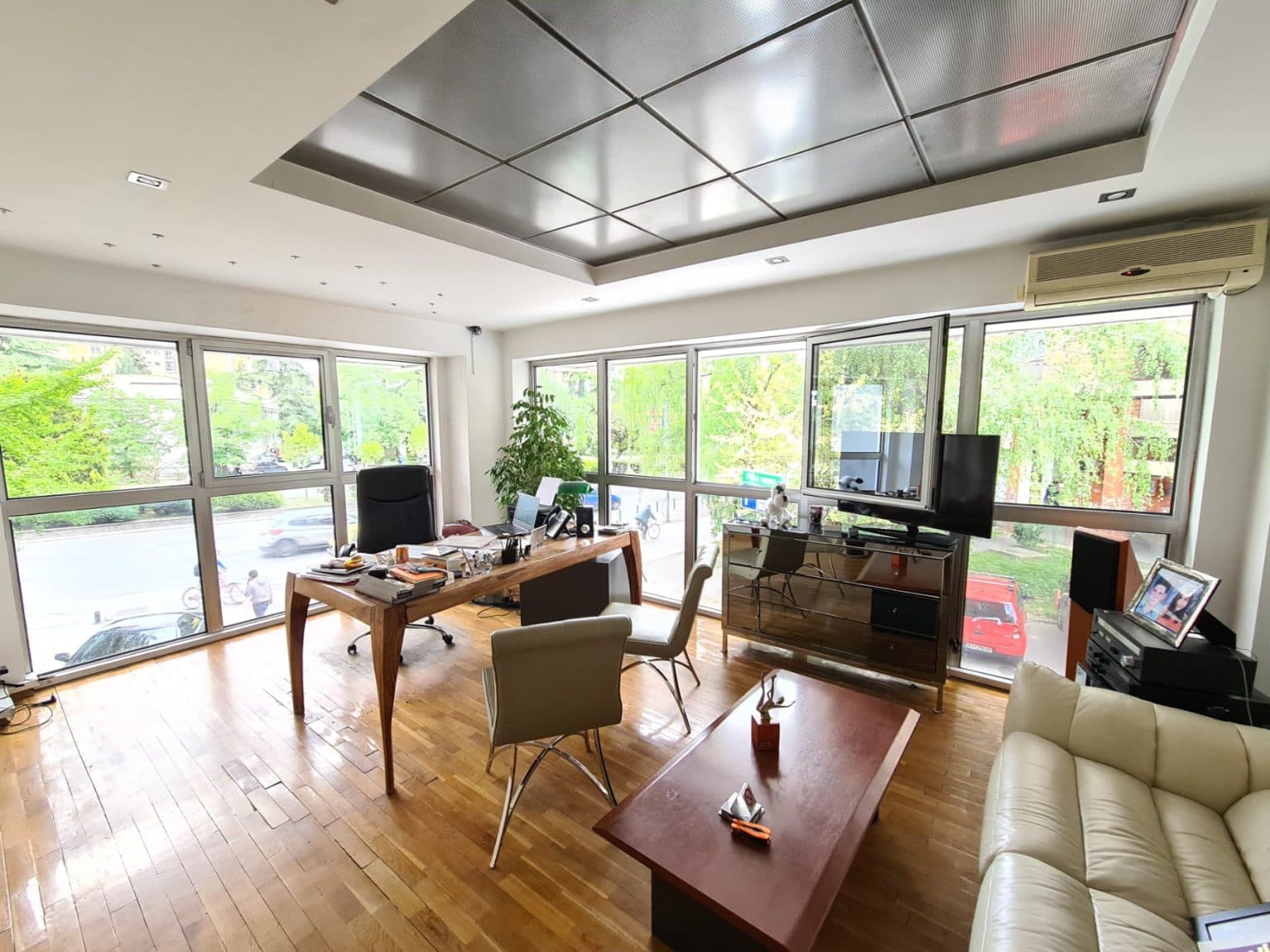 Business space for rent in Center - For Rent - Centar - Image 5