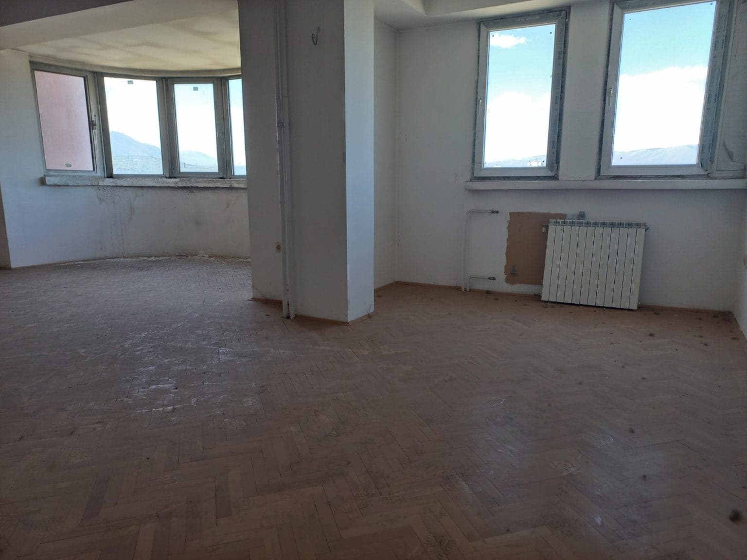 Станови во Карпош 4 со поглед на Вардар - За Продажба - Карпош - Слика 2