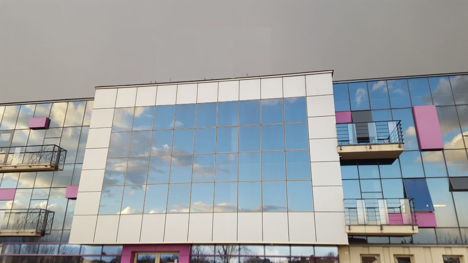 Деловен простор за повеќе намени во Илинден - За Изнајмување - Илинден - Слика 9