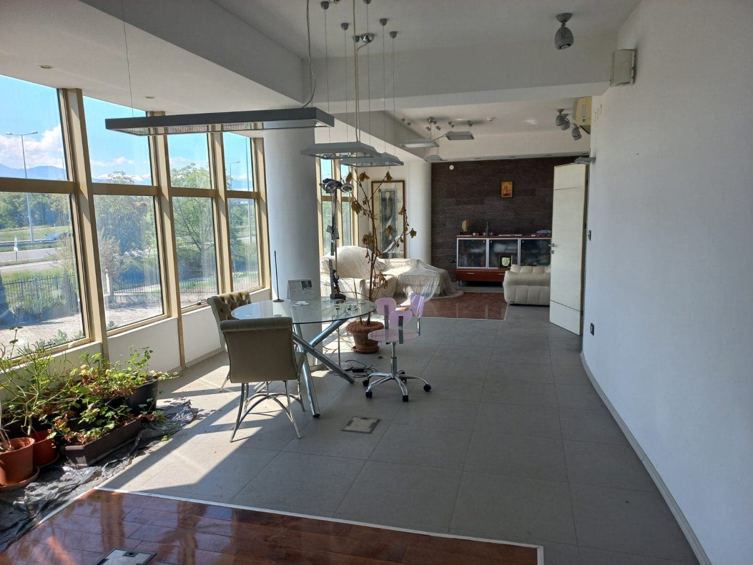 Деловен простор за повеќе намени во Илинден - За Изнајмување - Илинден - Слика 5