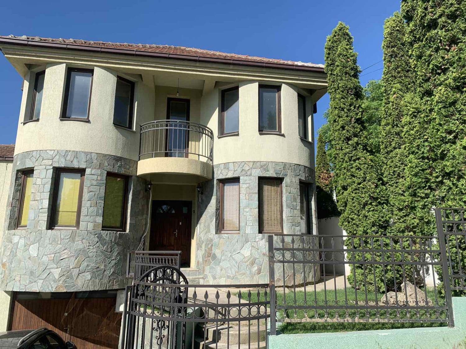 House with spacious yard on a peaceful location - For Sale - Sopishte - Image 5