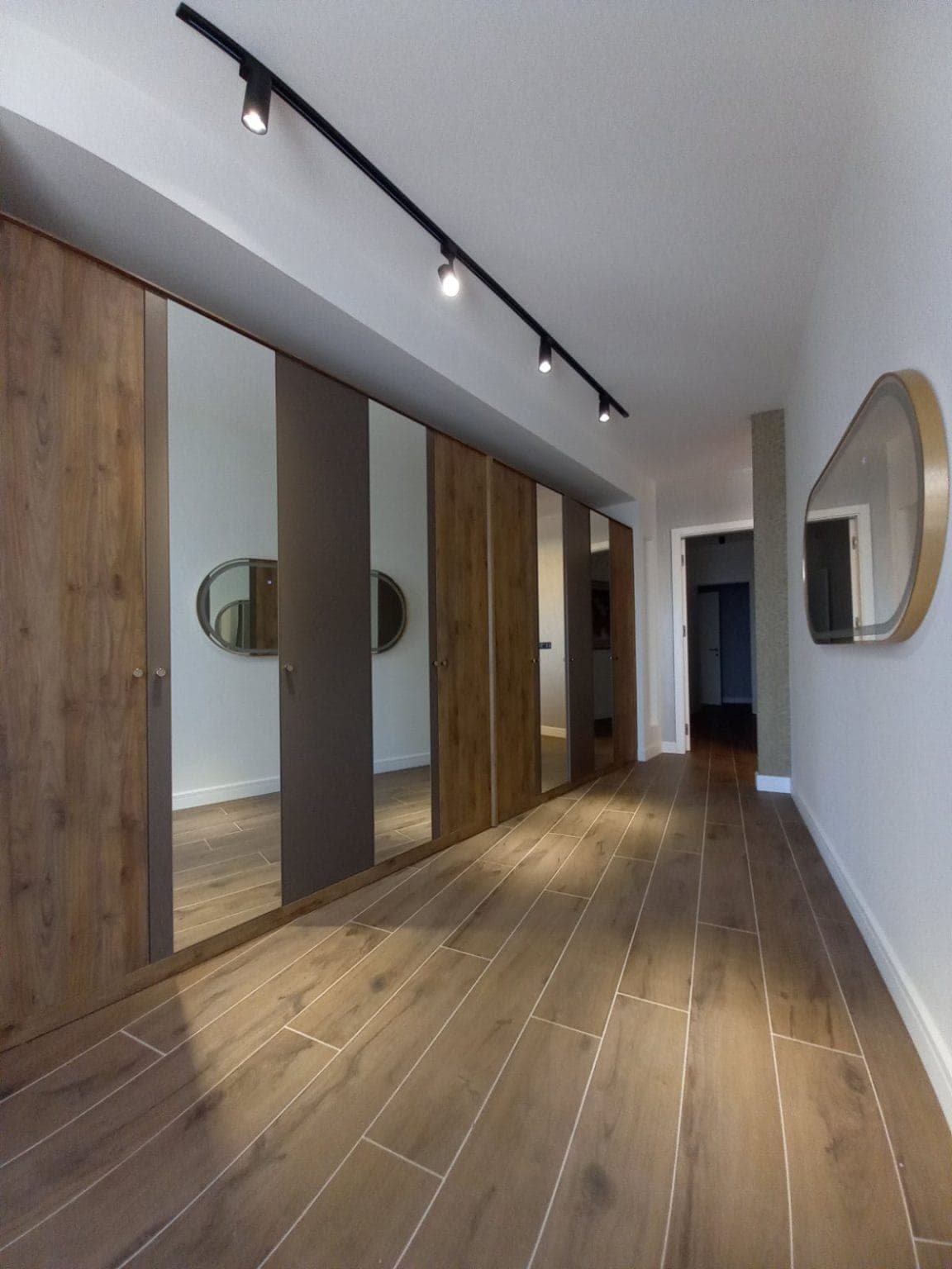 Ексклузивен стан 330м2 на Водно - For Rent - Vodno - Слика 14