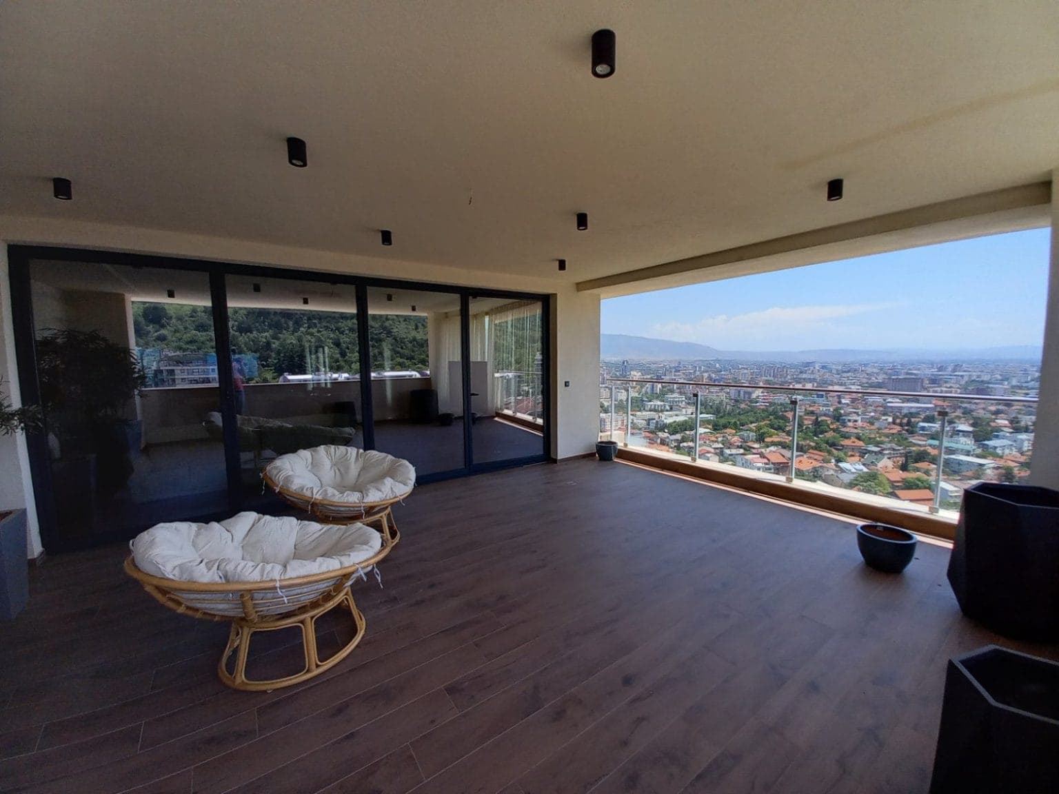 Ексклузивен стан 330м2 на Водно - For Rent - Vodno - Слика 2