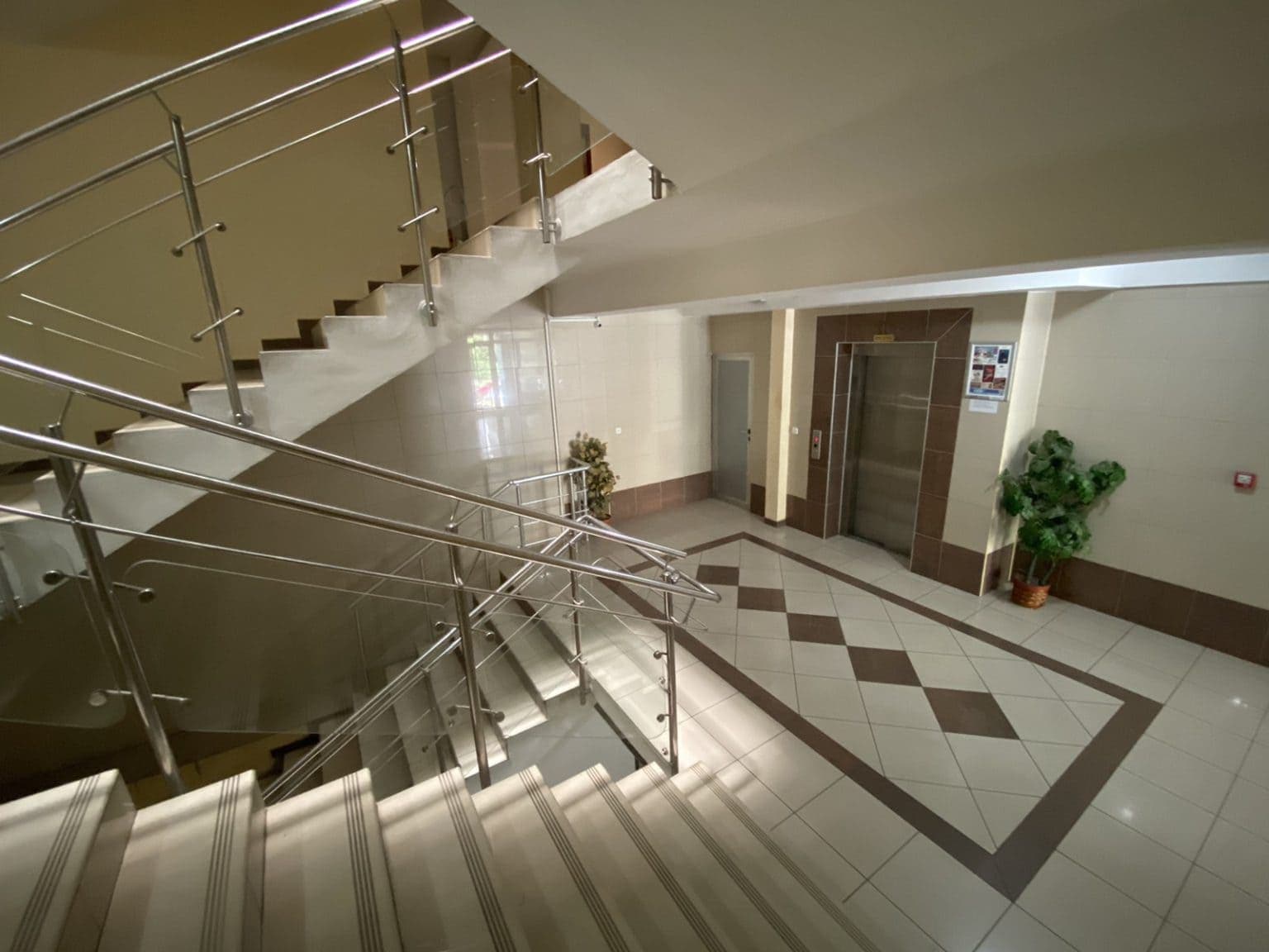 Се изнајмува деловен простор во Аеродром - За Изнајмување - Аеродром - Слика 6