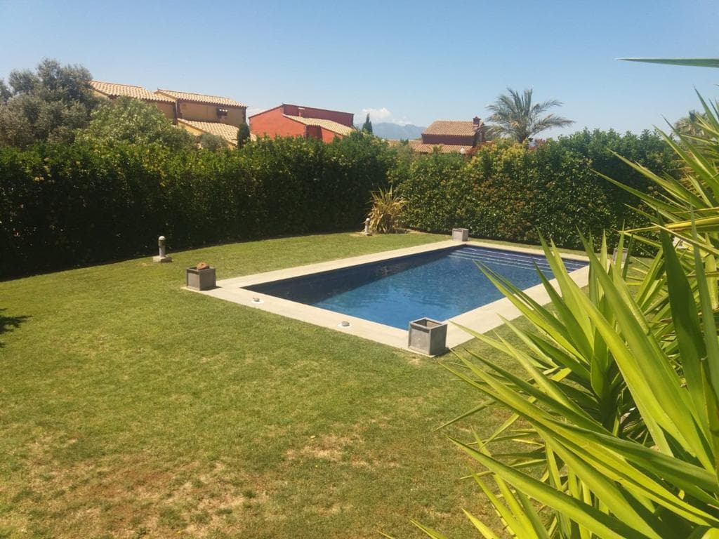 House in Spain – Catalonia Peralada - For Sale - Spain - Image 1