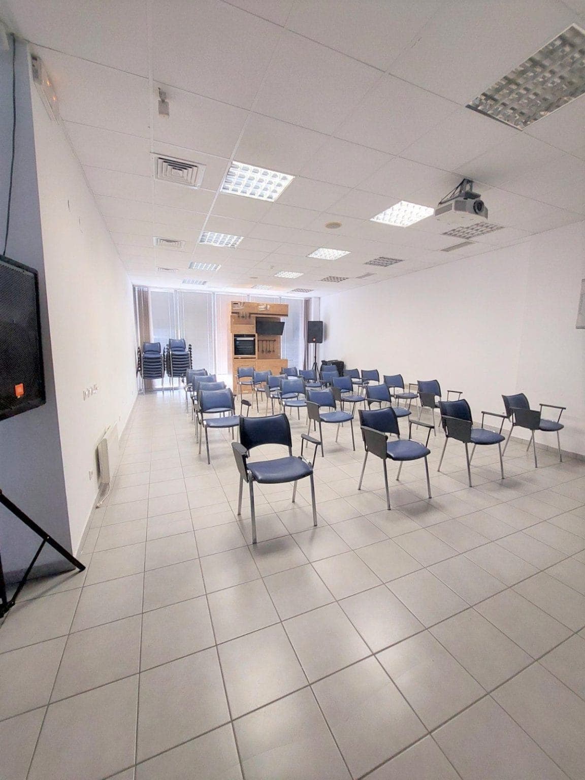 Office space for rent in Vizbegovo - For Rent - Karposh - Image 5