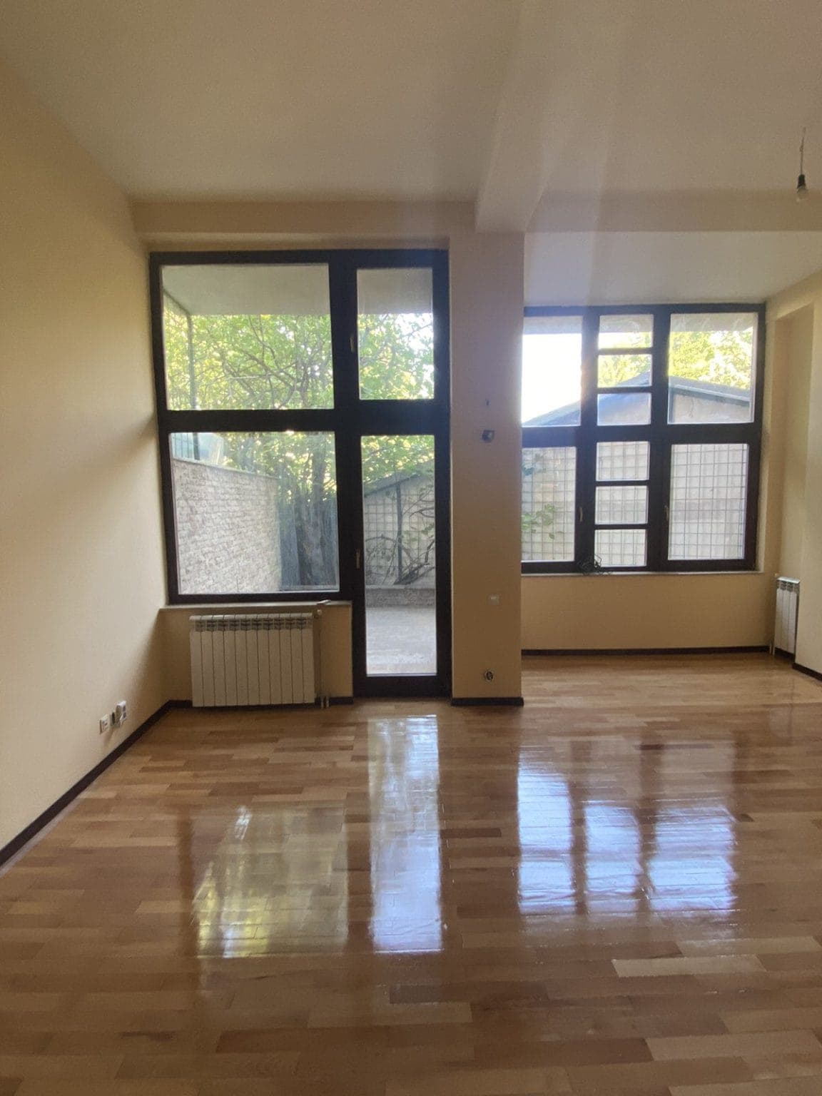 Деловен простор на одлична локација - For Rent - Centar - Слика 8