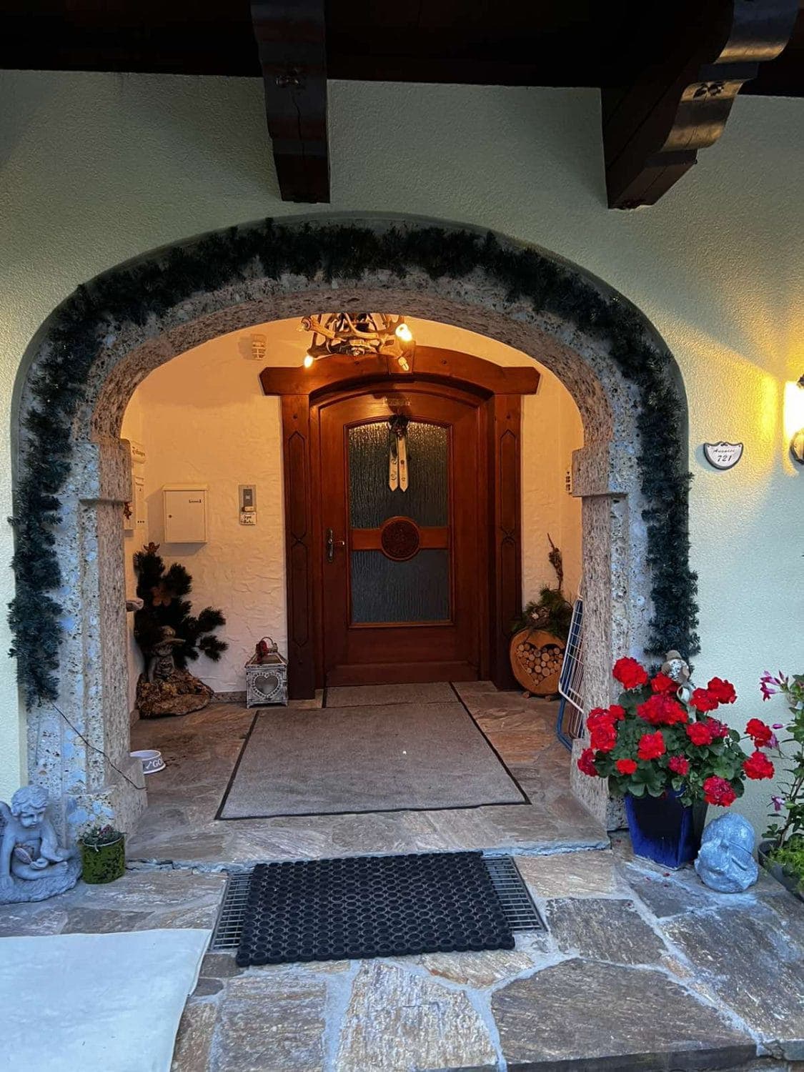 Alpine house in famous ski resort in Austria - For Sale - Аustria - Image 2