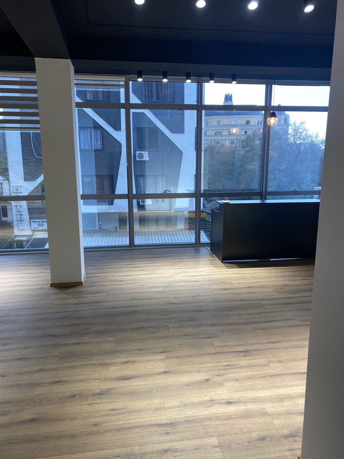 Business space 63m2 in Center - For Sale - Centar - Image 3