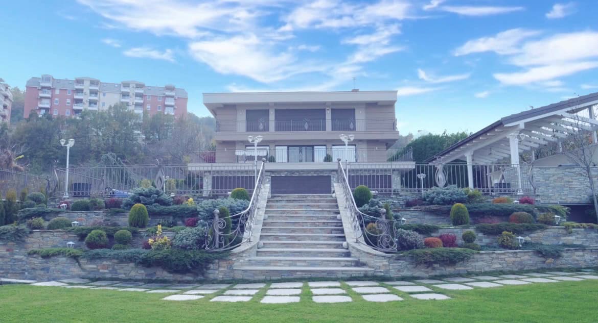 Spacious house with diplomatic status - For Rent - Sopishte