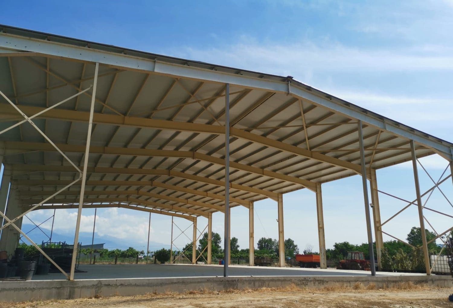 Plot with an industrial hall in Tetovo - For Sale - Tetovo - Image 1