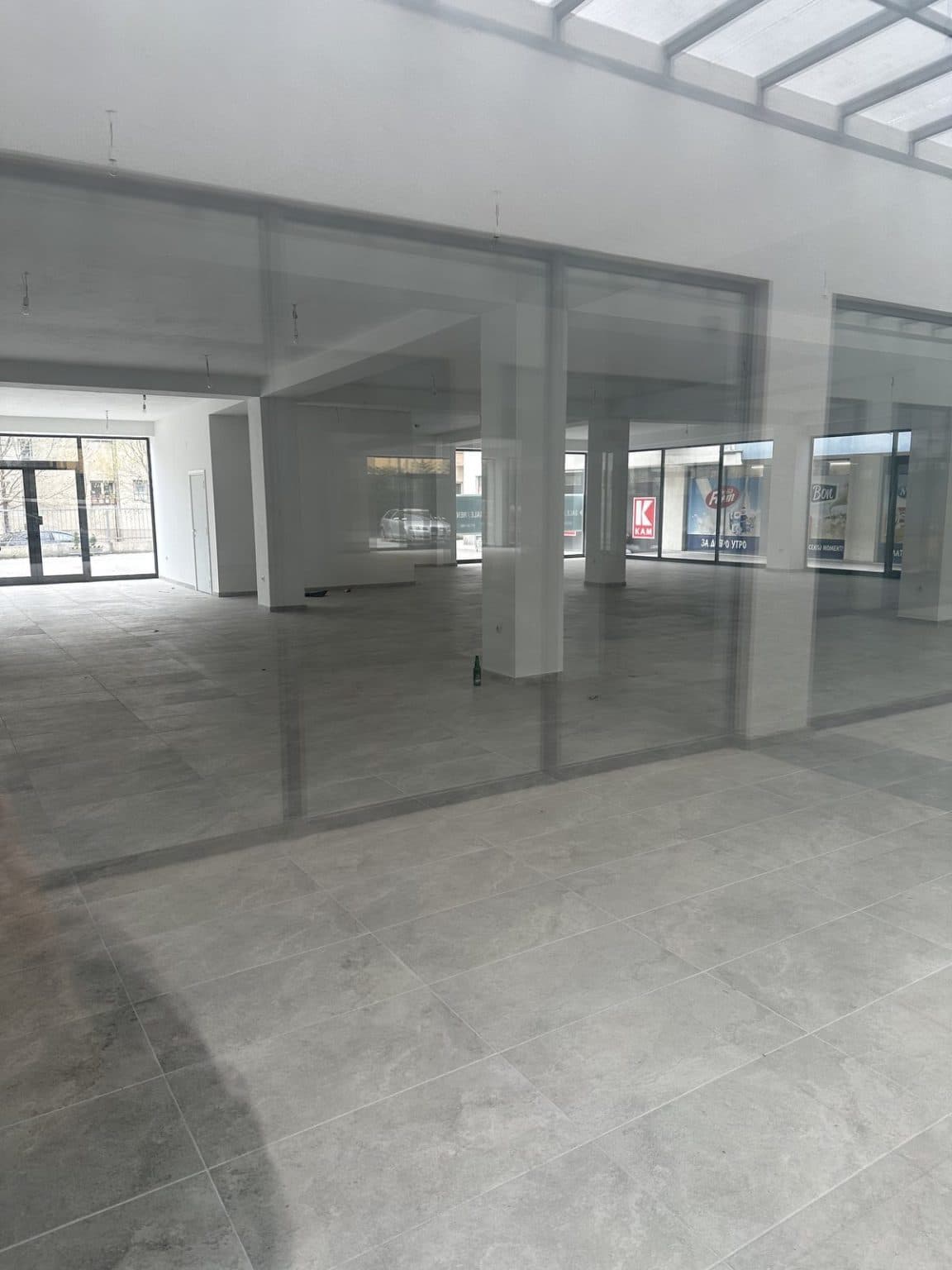 Business space 625m2 in Aerodrom - For Rent - Aerodrom - Image 4