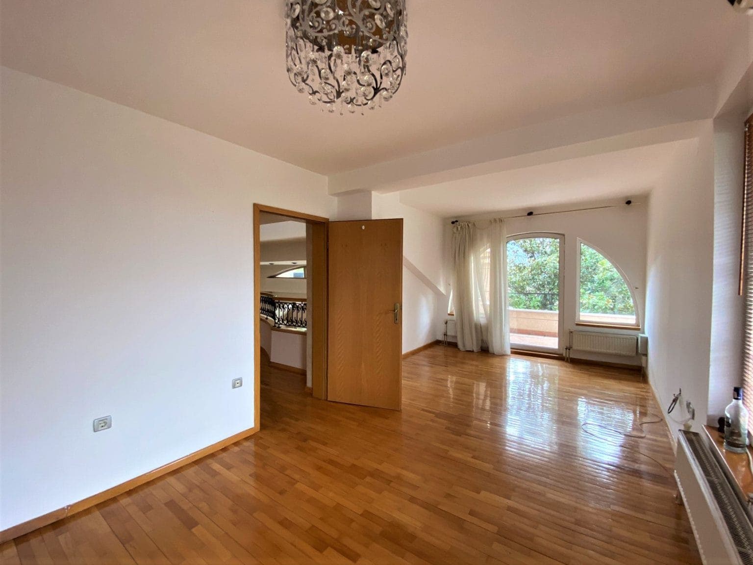 Beautiful house on tranquil location - For Rent - Zlokukjani - Image 10