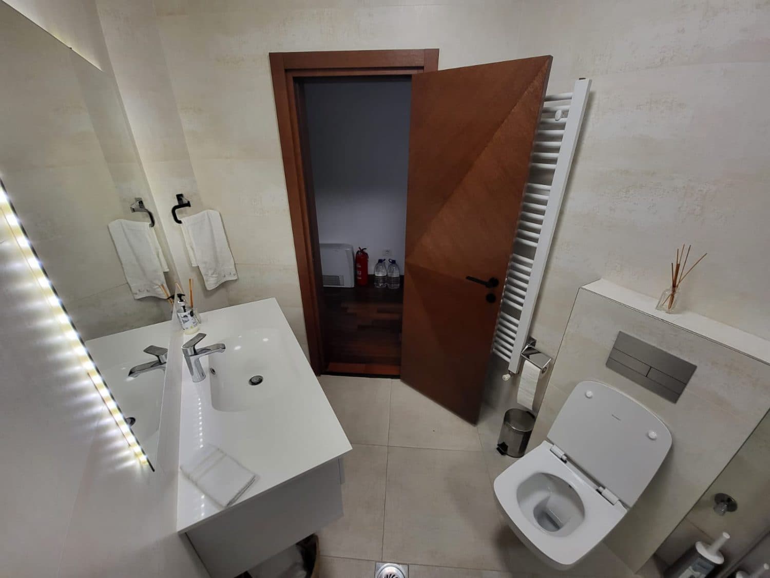 Spacious exclusive penthouse apartment in Flatiron Building - For Sale - Kisela Voda - Image 11