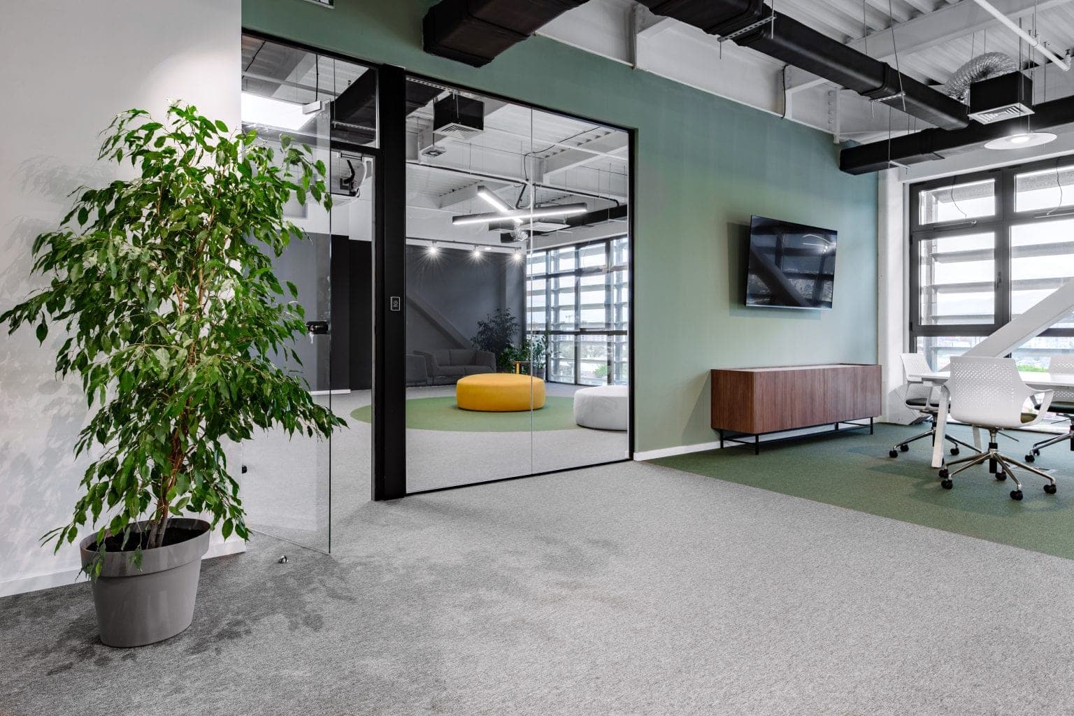 Turnkey Project for Quipu regional office headquarters - For Rent - Centar - Image 11