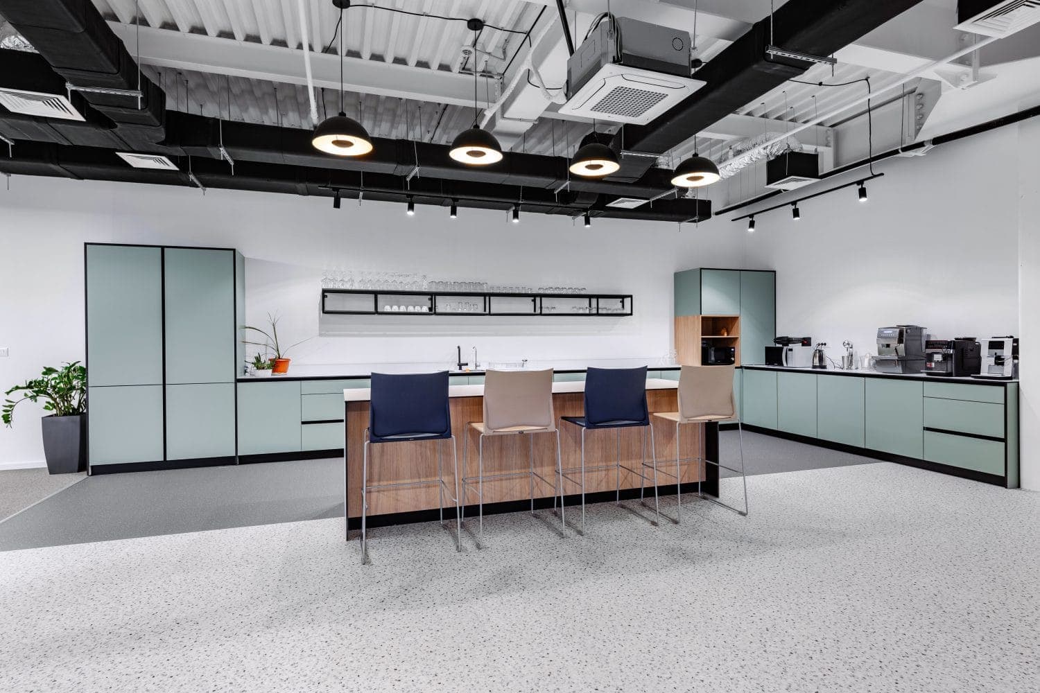 Turnkey Project for Quipu regional office headquarters - For Rent - Centar - Image 16