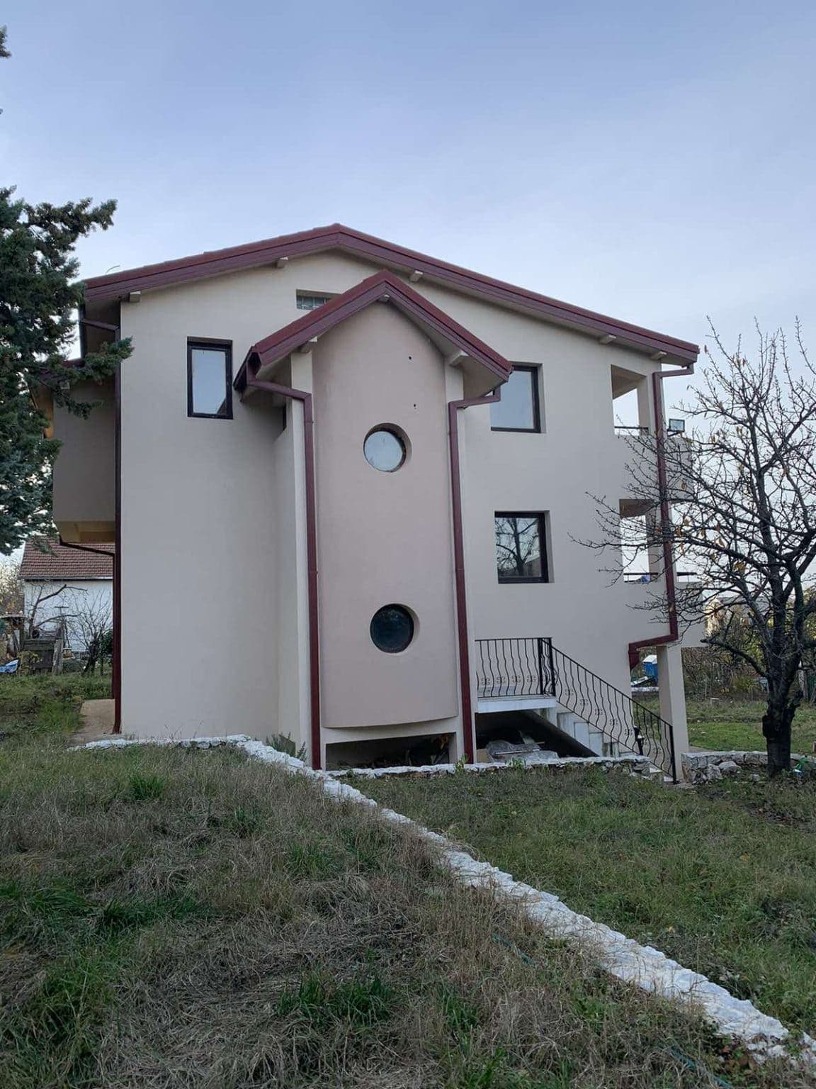 House on a peaceful location in Morani - For Sale - Zelenikovo - Image 2