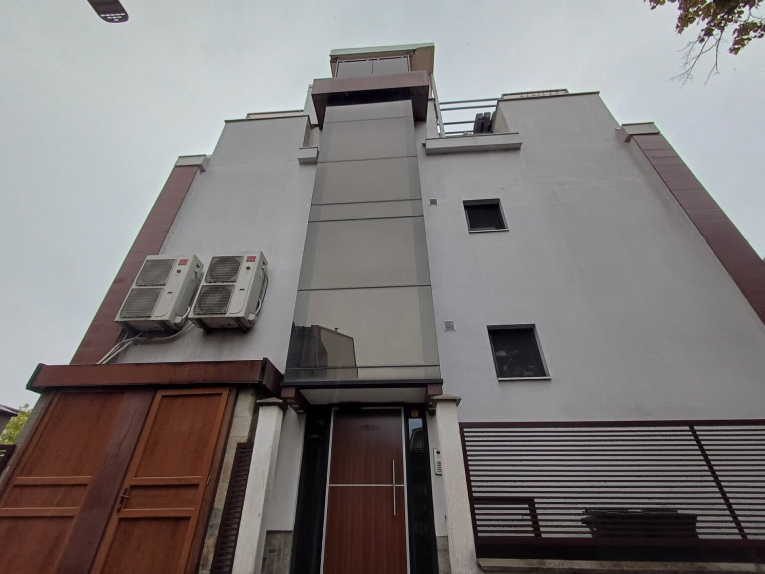 Business building in Taftalidze - For Sale - Karposh - Image 3