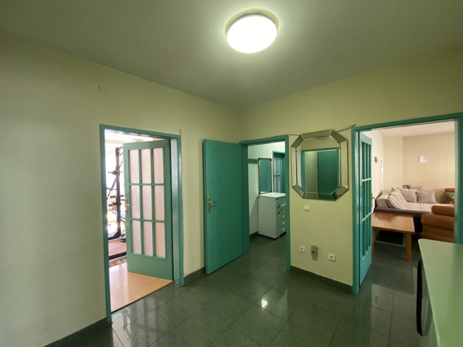 Деловен простор 120м2 во Центар - За Продажба - Центар - Слика 2