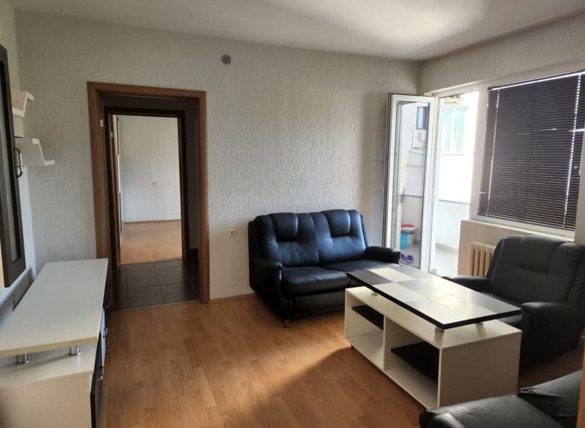 Деловен простор 50м2 на ул.Македонија - За Изнајмување - Центар - Слика 4