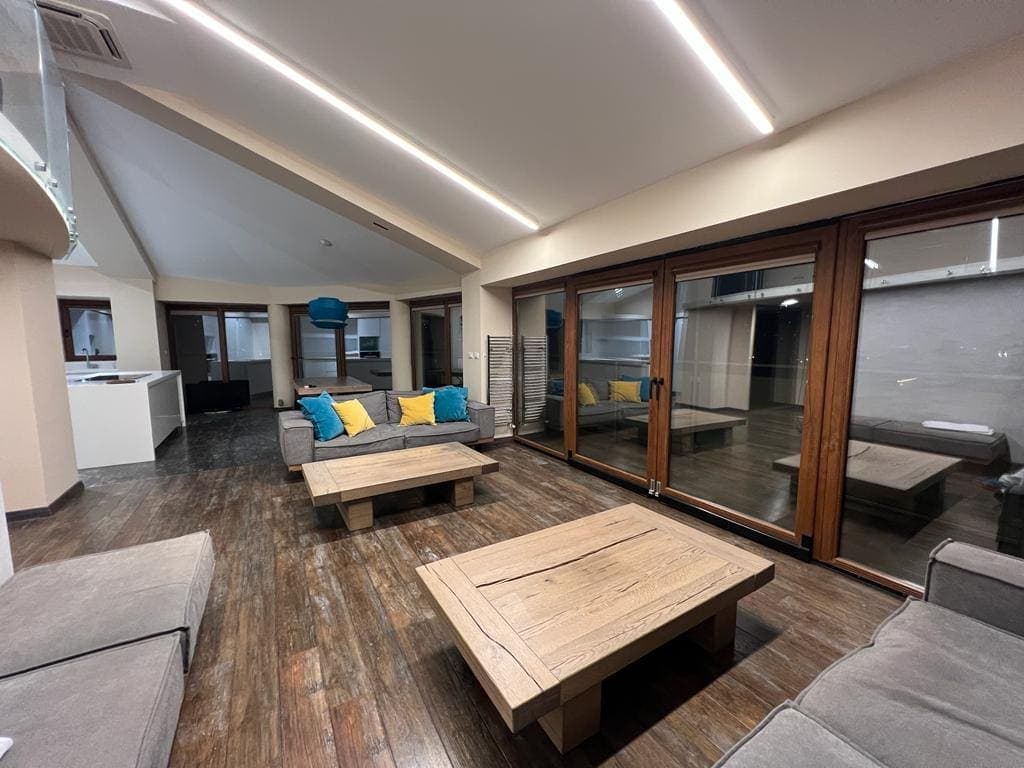 Modern 148m2 penthouse apartment in the city Center - For Sale - Centar - Image 3