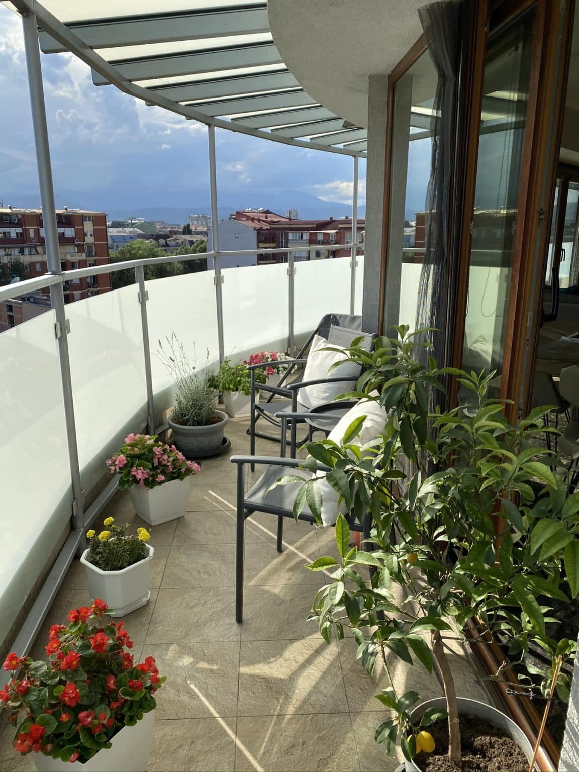 Modern 148m2 penthouse apartment in the city Center - For Sale - Centar - Image 11