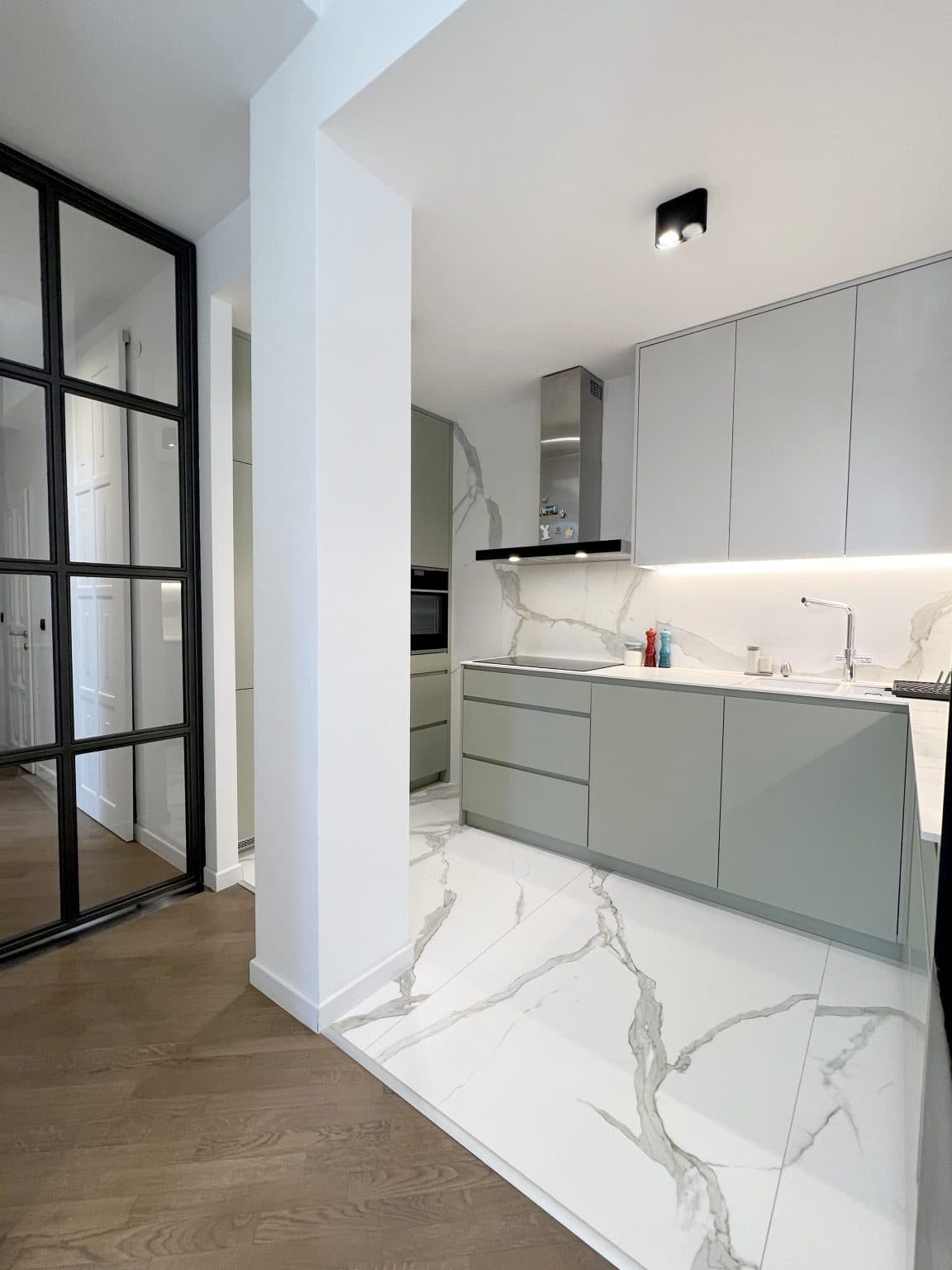 Modern apartment in private complex - For Sale - Zlokukjani - Image 5
