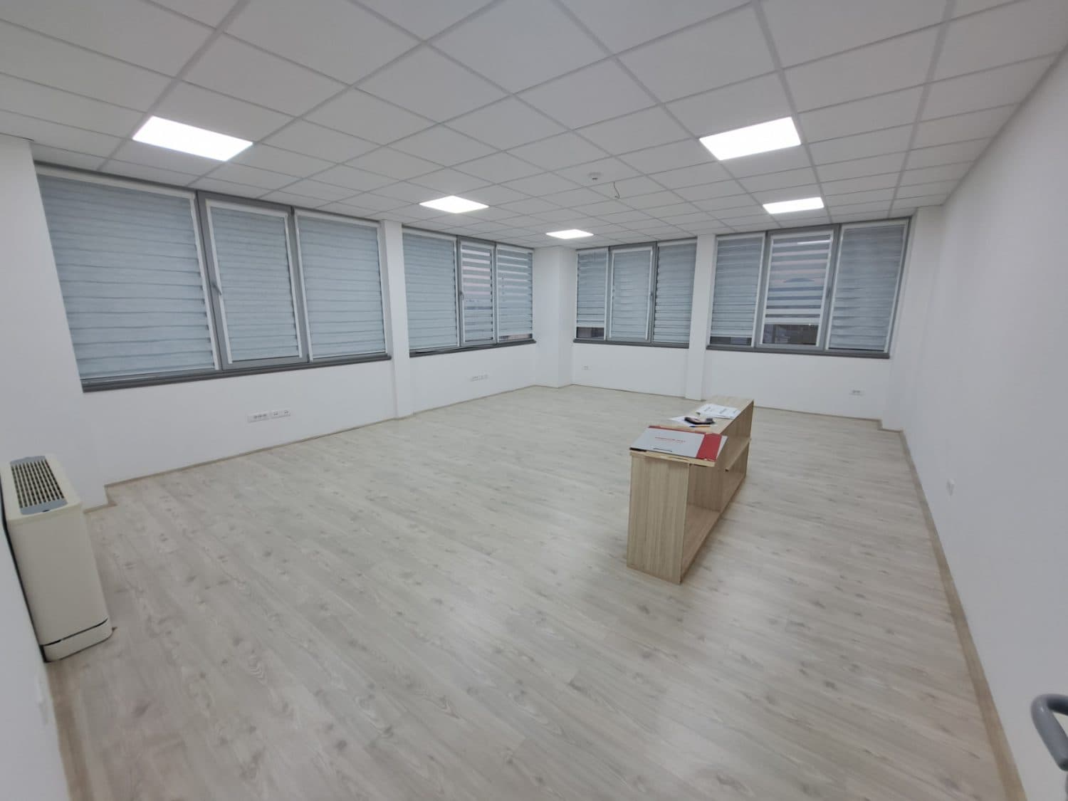 Се изнајмува магацински и канцелариски простор во Илинден - За Изнајмување - Илинден - Слика 10