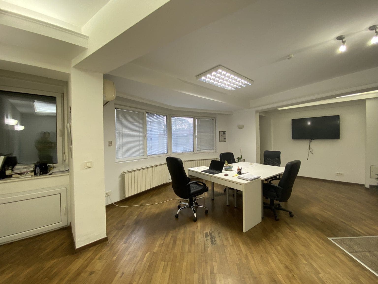 Business building 420m2 in Centar - For Rent - Centar - Image 2