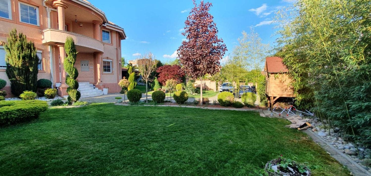 Куќа 320м2 со простран двор на мирна локација - За Продажба - Ѓорче Петров - Слика 5