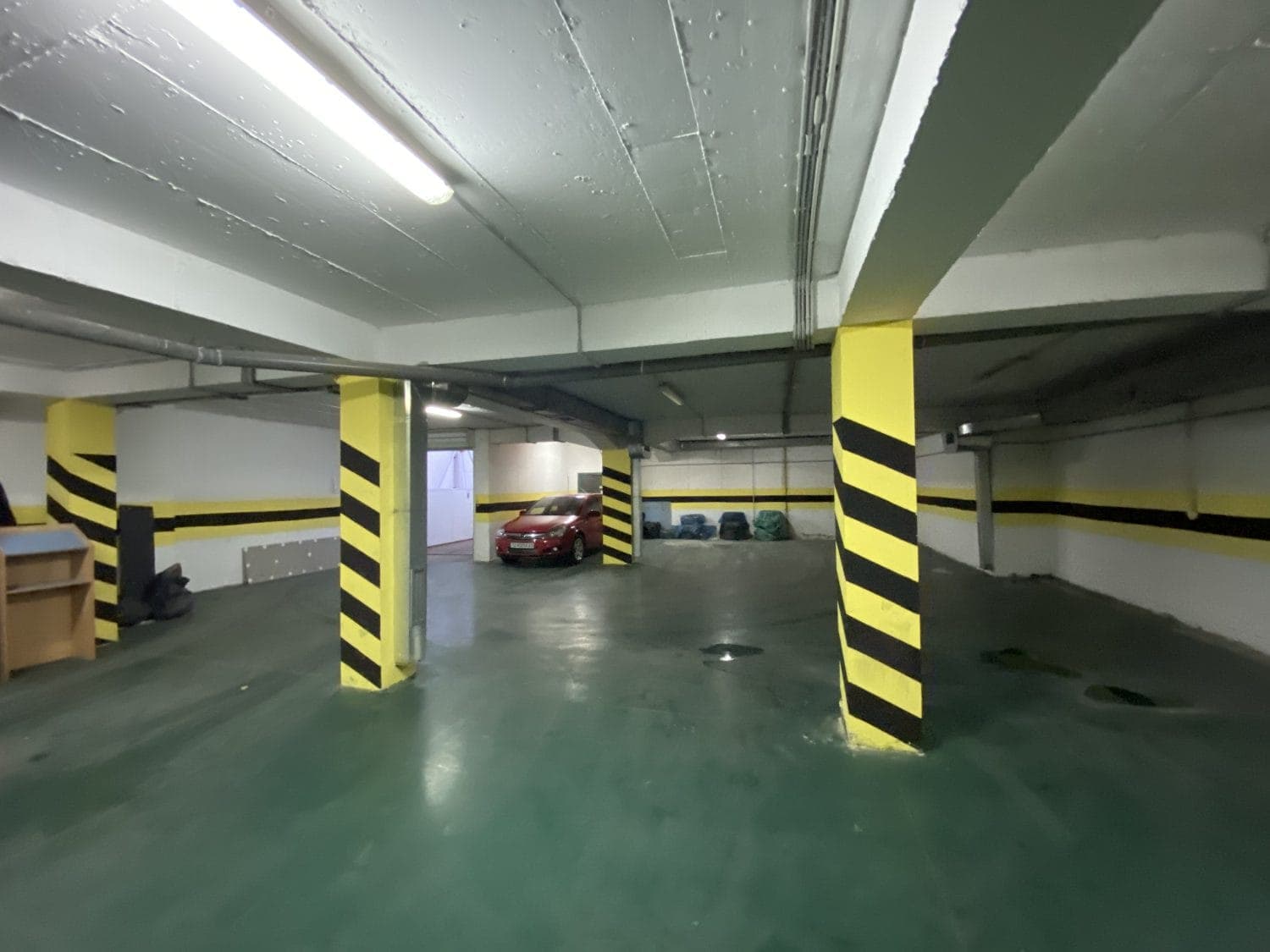 Деловен простор 200м2 во Центар - За Изнајмување - Центар - Слика 3