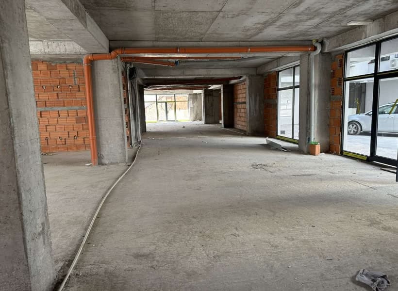 Нов деловен простор на атрактивна локација - За Продажба - Карпош - Слика 3