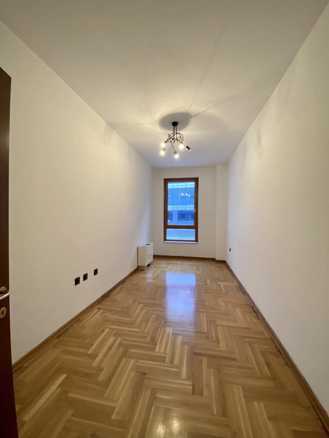 Деловен простор 80м2 во Park Residence - За Изнајмување - Центар - Слика 3