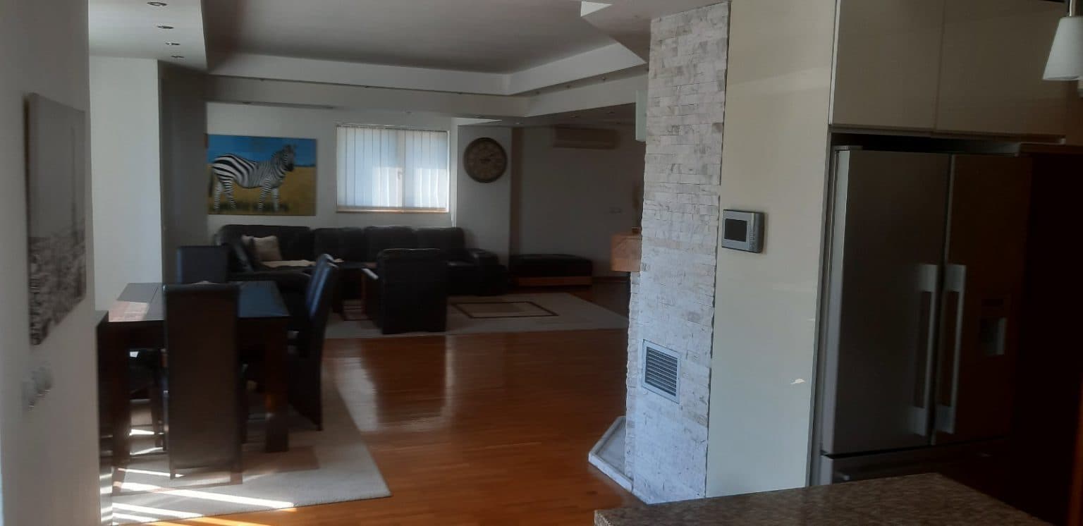 House of 400m2 with a spacious yard in Gevgelija - For Rent - Gevgelija - Image 6