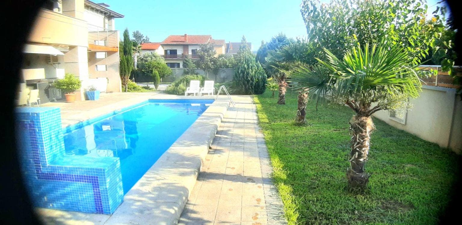 House of 400m2 with a spacious yard in Gevgelija - For Rent - Gevgelija - Image 5