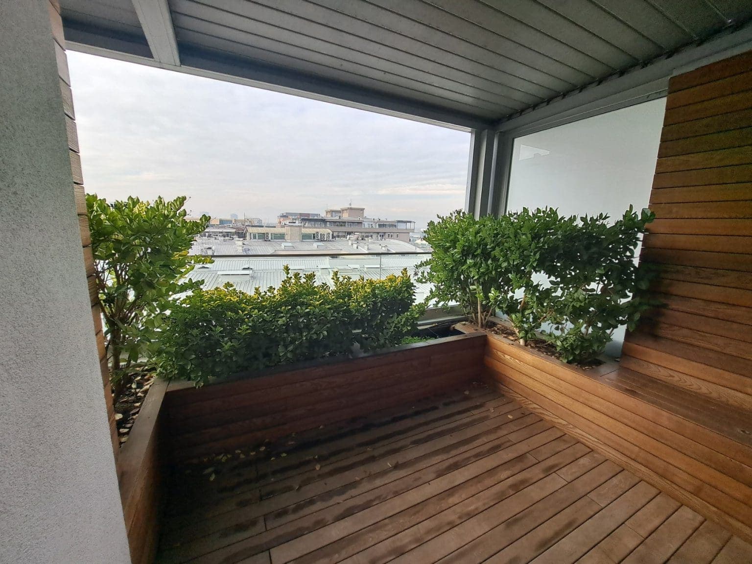 Exclusive modern apartment 200m2 - For Rent - Karposh - Image 3