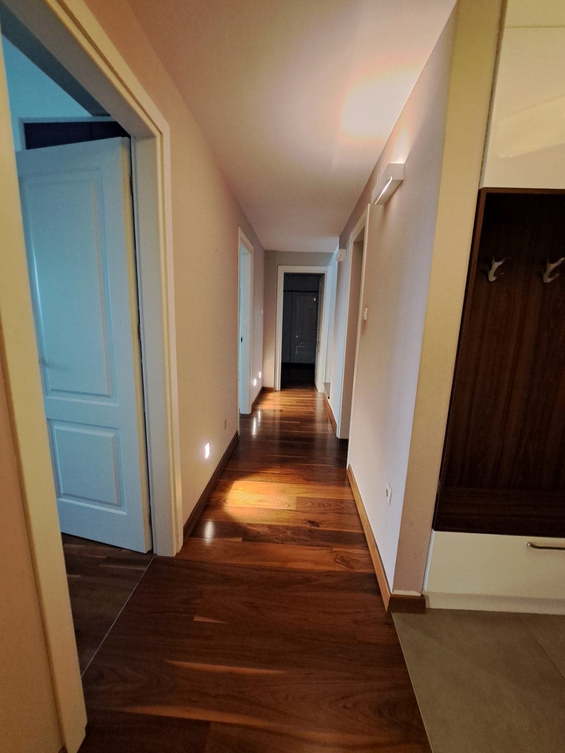 Exclusive modern apartment 200m2 - For Rent - Karposh - Image 14