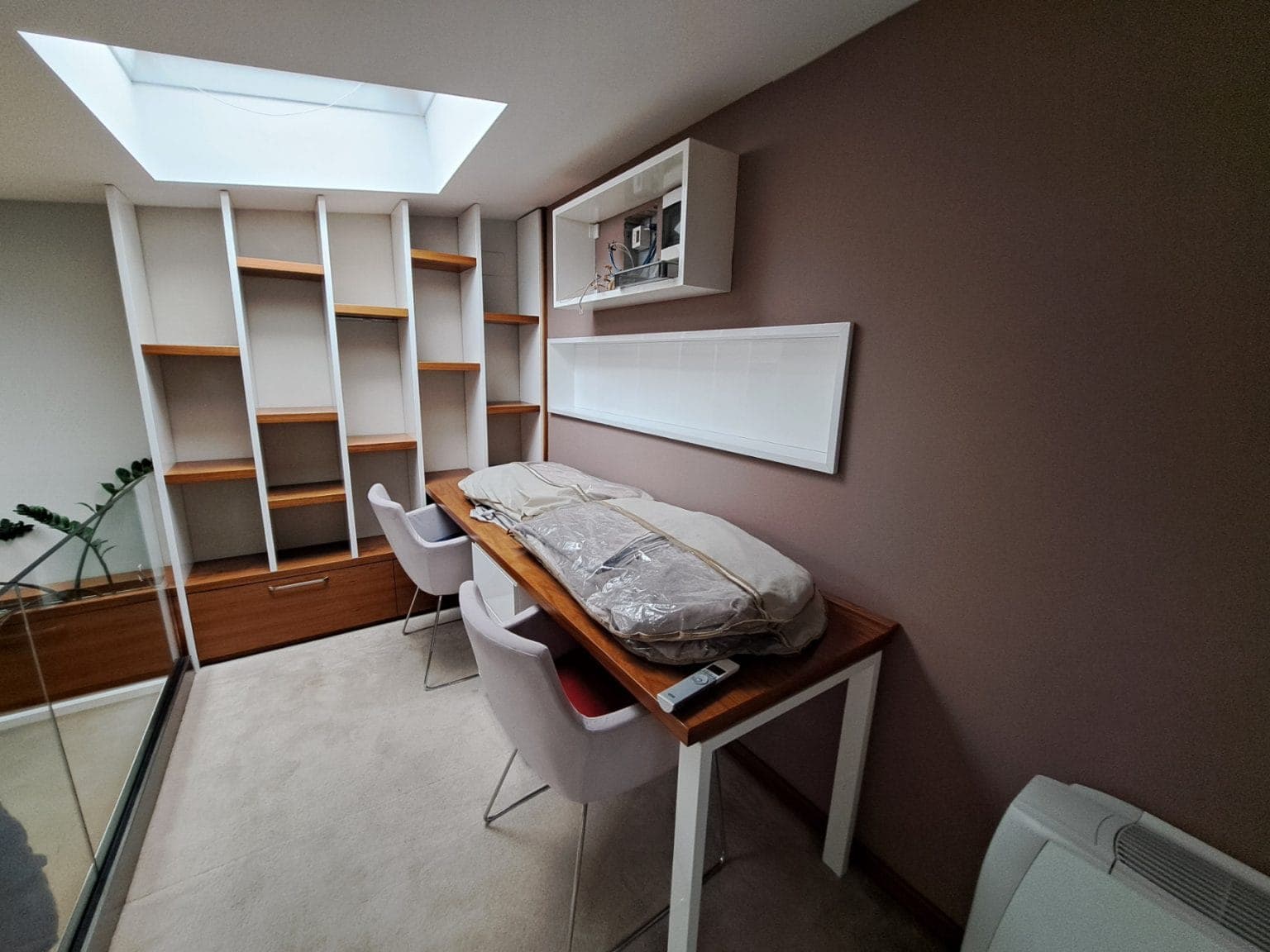 Exclusive modern apartment 200m2 - For Rent - Karposh - Image 17