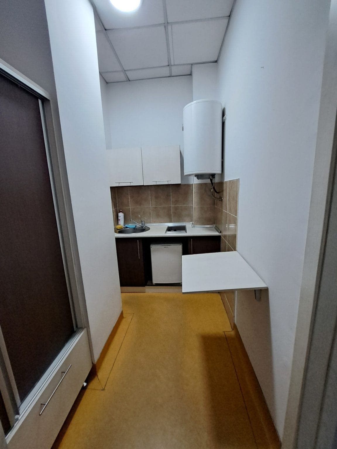 Се продава деловен простор 103м2 во Чаир - За Продажба - Чаир - Слика 6