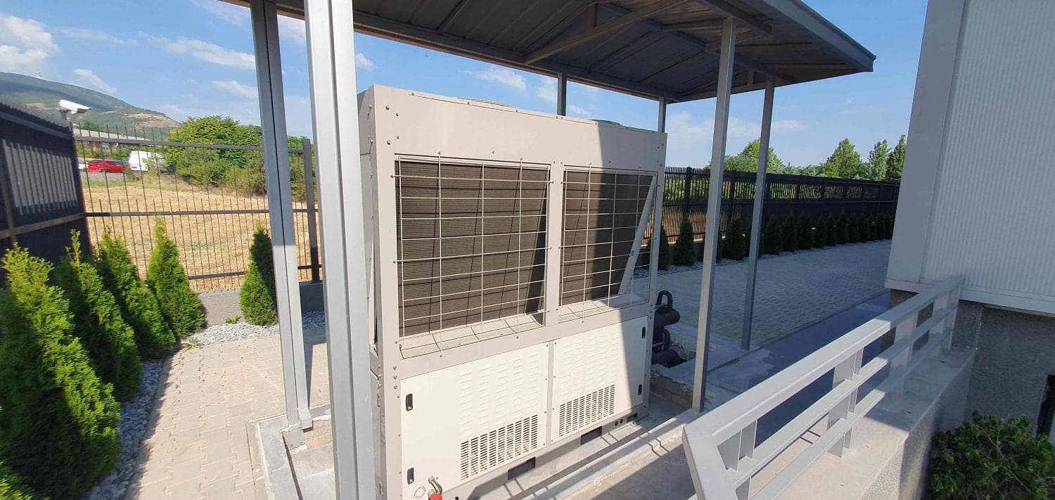 Нов деловен објект во Кисела Вода - За Изнајмување - Кисела Вода - Слика 13