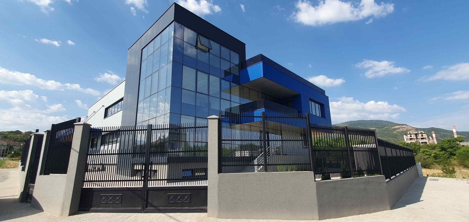 Нов деловен објект во Кисела Вода - За Изнајмување - Кисела Вода - Слика 1