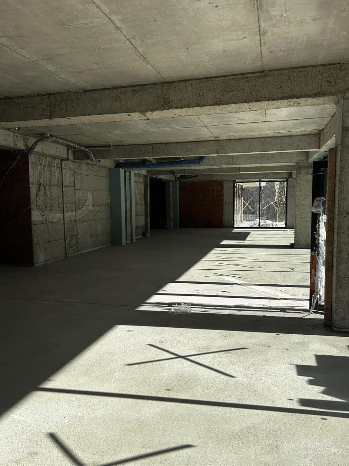 Нов деловен простор 211м2 во Црниче - 2